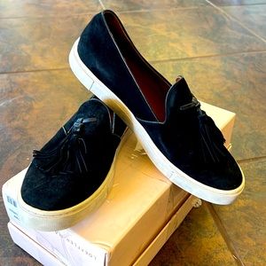 Frye suede tassel loafers, 7M